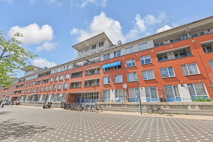 Photo 39 of Thijssestraat 305