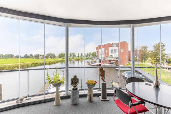 Photo 5 of Dagpauwoog 37