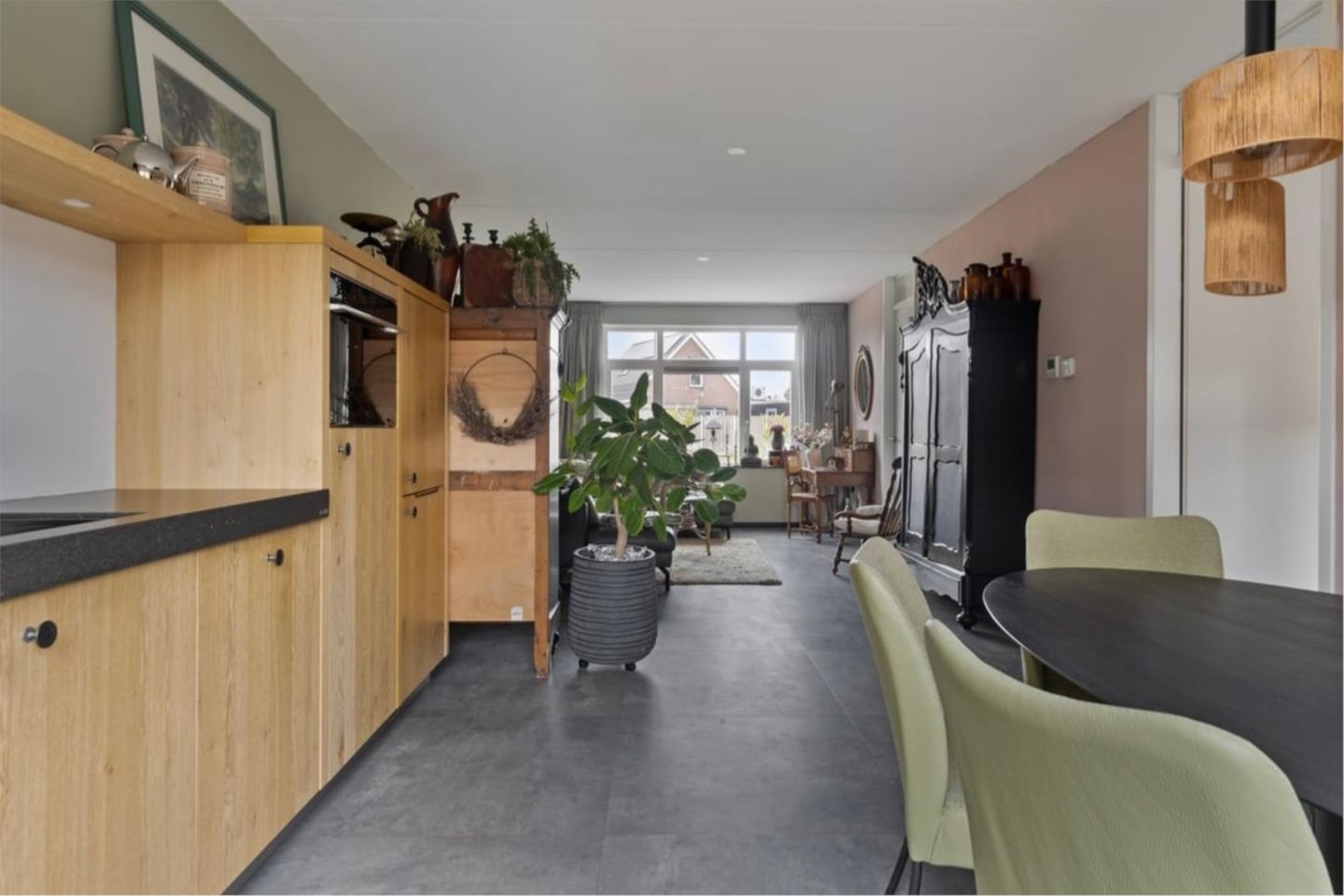 Photo 5 of Oostkerkestraat 8