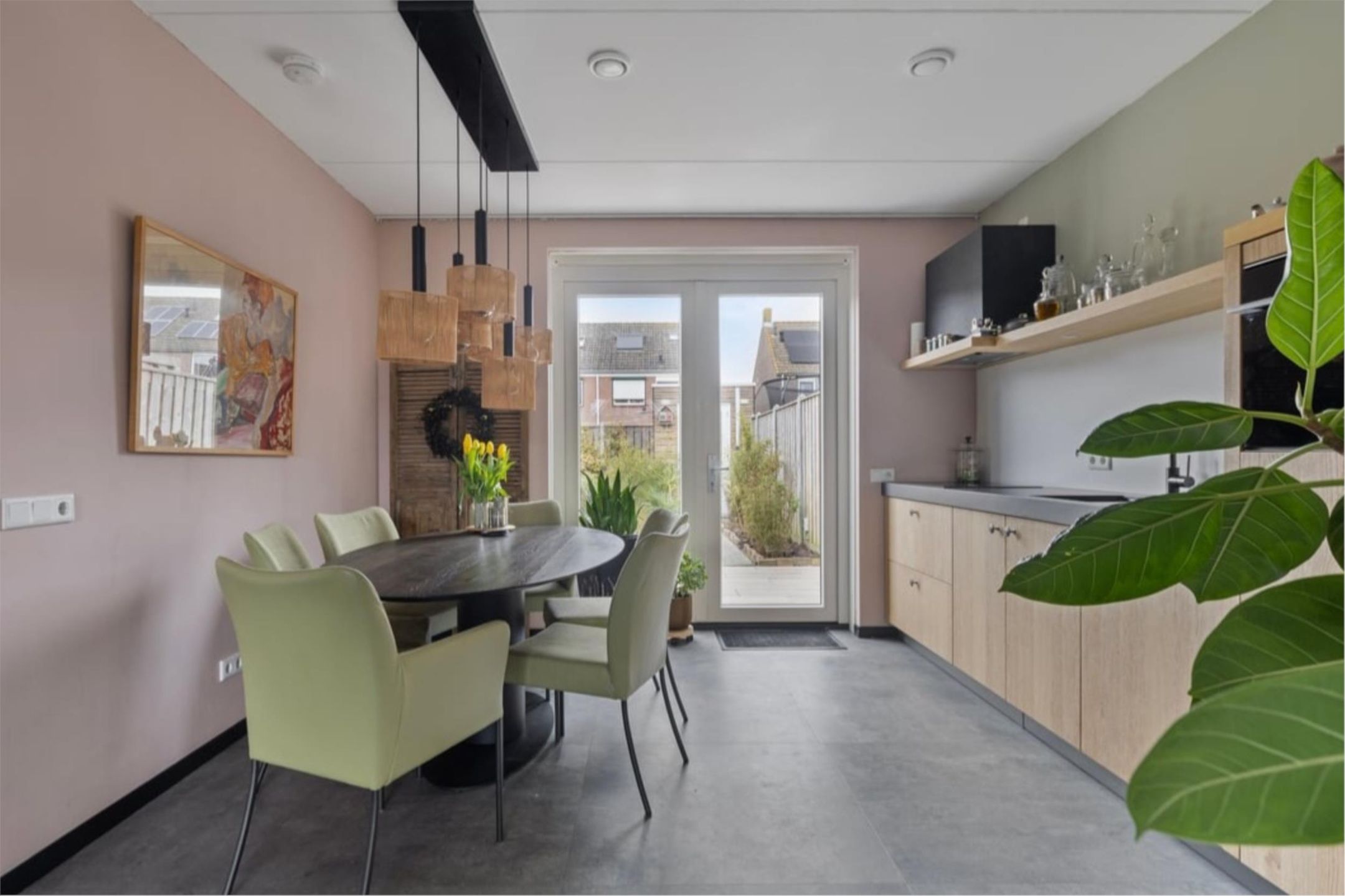 Photo 6 of Oostkerkestraat 8