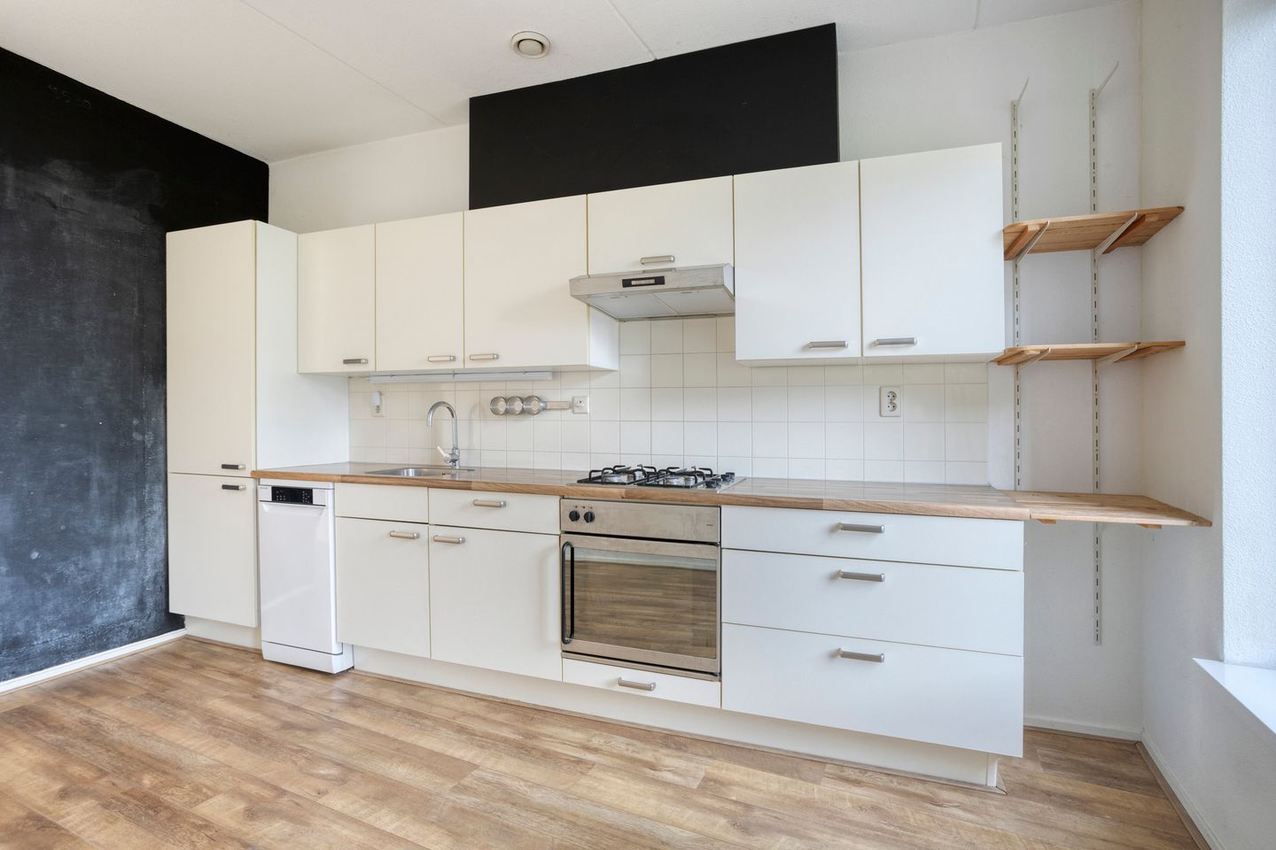 Foto 10 van Smaragd 36