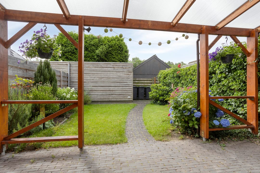 Foto 22 van Smaragd 36