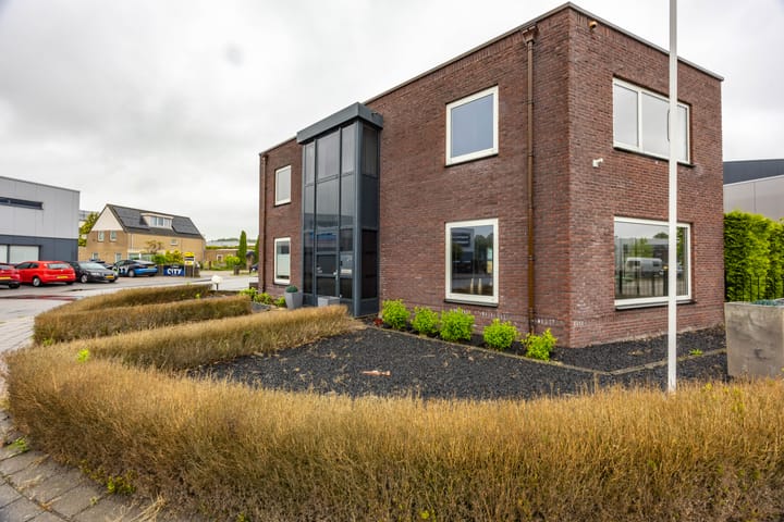 Foto 7 van Kweldergras 3-A