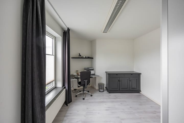 Foto 23 van Kweldergras 3-A