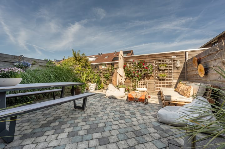 Foto 44 van Valeriaan 7