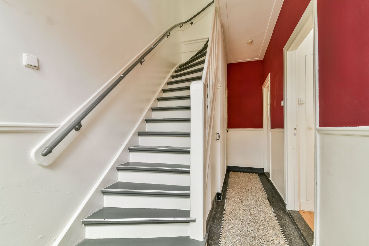 Photo 14 of Burgemeester Bosstraat 7