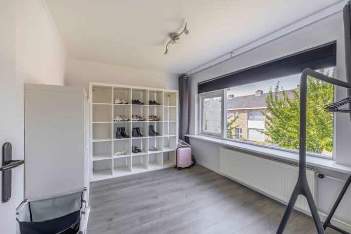 Foto 19 van van Linschotenstraat 12