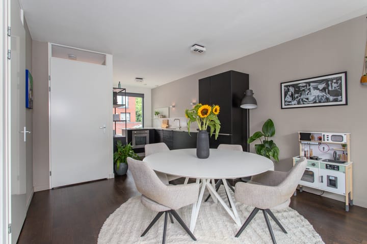 Foto 10 van Simon Vestdijkstraat 19