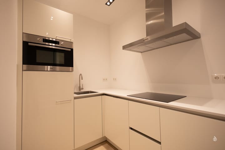 Photo 8 of Javastraat 152-D