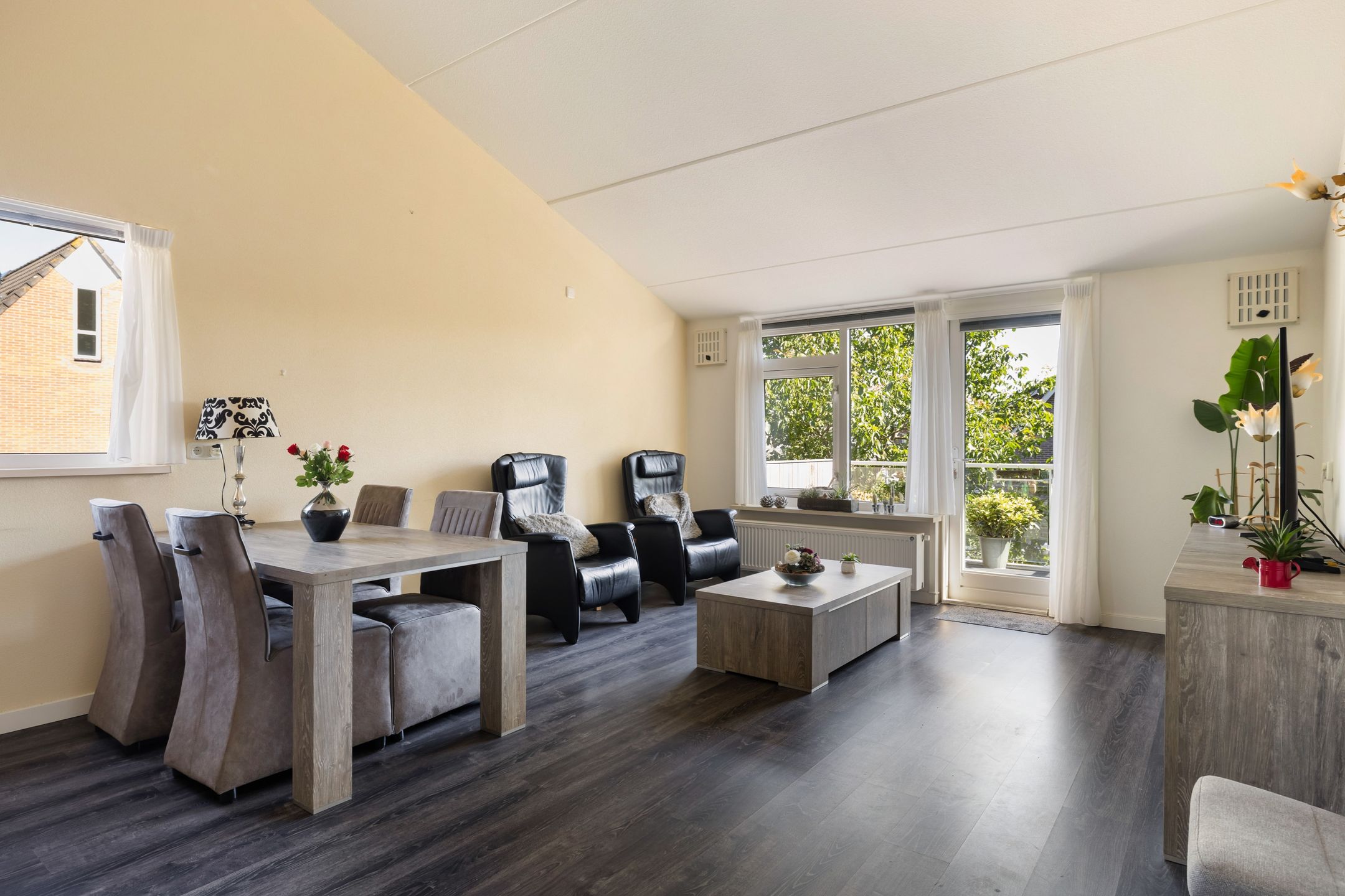 Foto 6 van Tepelenburgweg 3-24