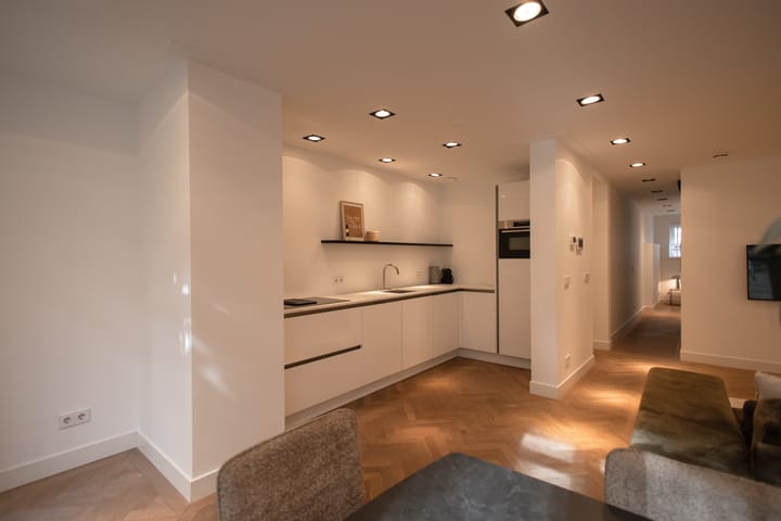 Foto 3 van Van Eeghenstraat 58-HB