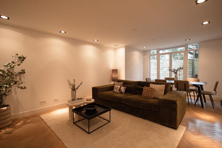 Foto 10 van Van Eeghenstraat 58-HB