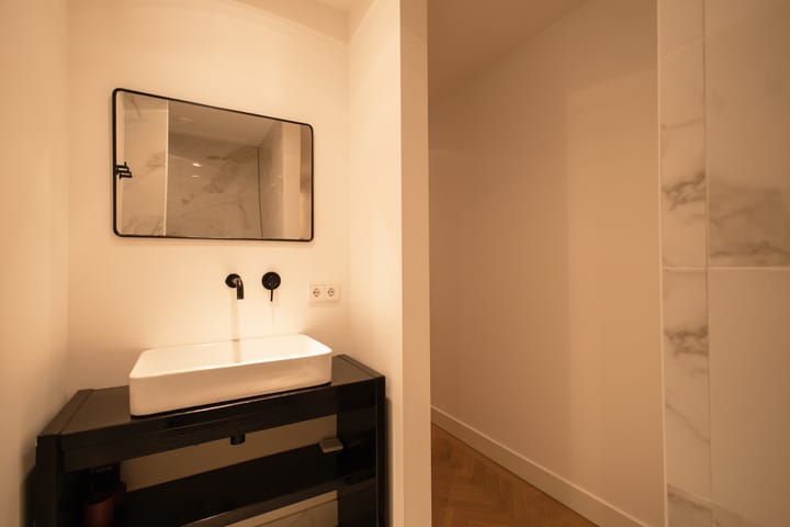 Foto 20 van Van Eeghenstraat 58-HB