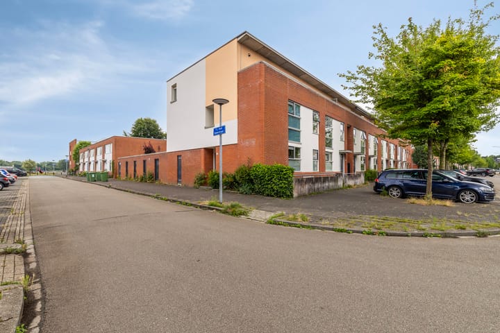 Foto 14 van M.L. Kingstraat 36