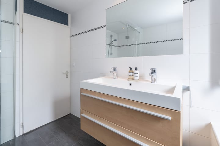 Foto 25 van Titus Brandsmastraat 31