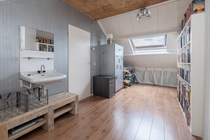 Foto 28 van Titus Brandsmastraat 31