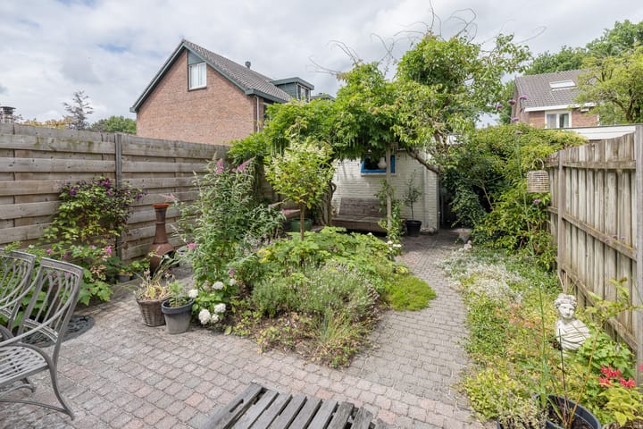 Foto 36 van Titus Brandsmastraat 31