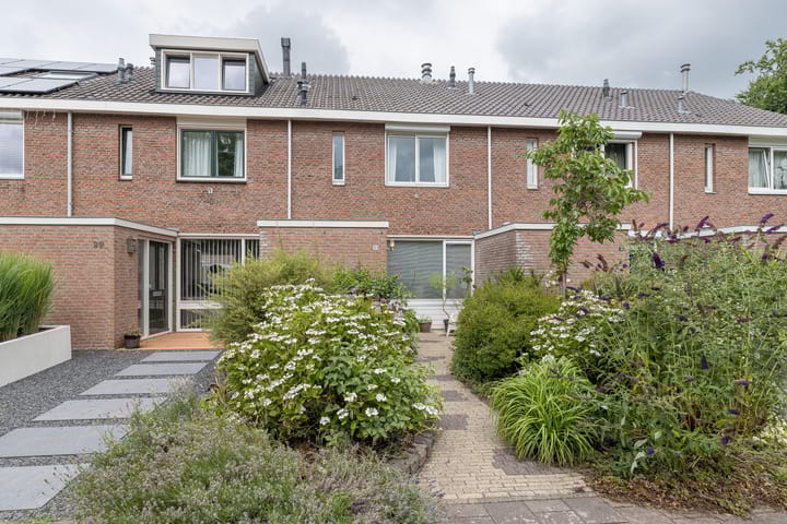 Foto 43 van Titus Brandsmastraat 31