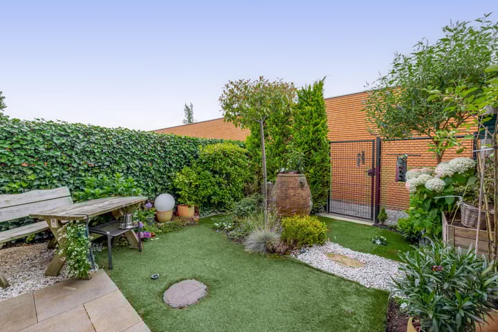 Photo 34 of Taftstraat 17