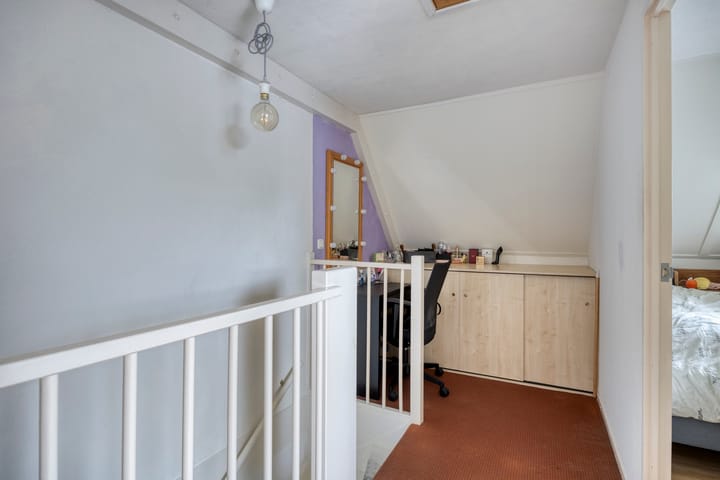 Photo 23 of Roerdomp 49