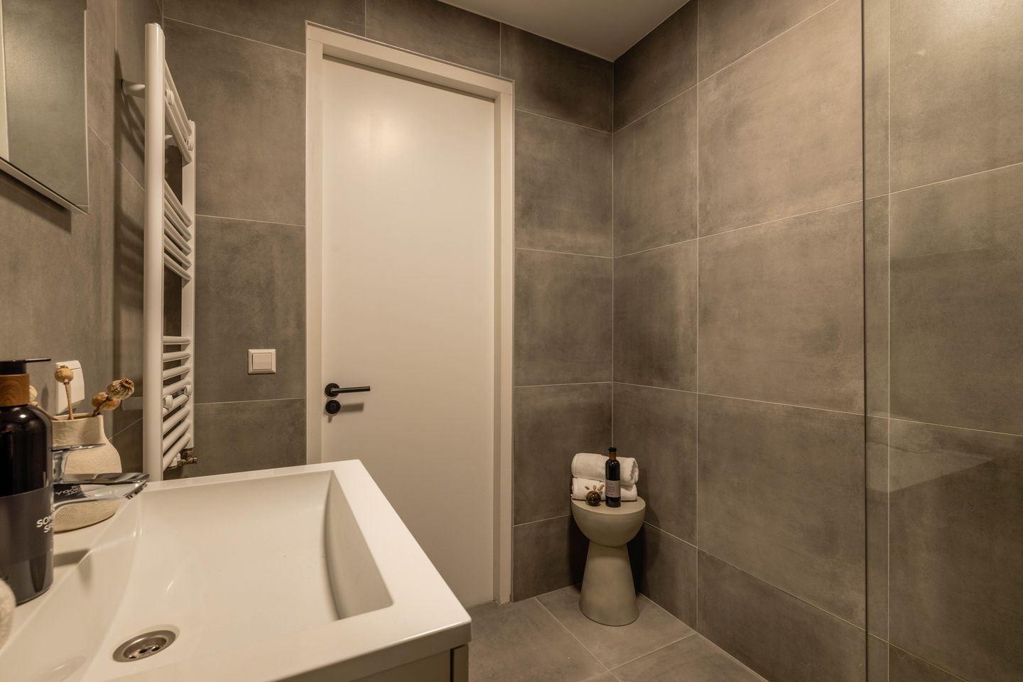 Photo 19 of Crooswijkseweg 85-A01