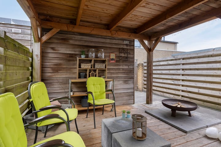 Photo 32 of Roerdomp 49