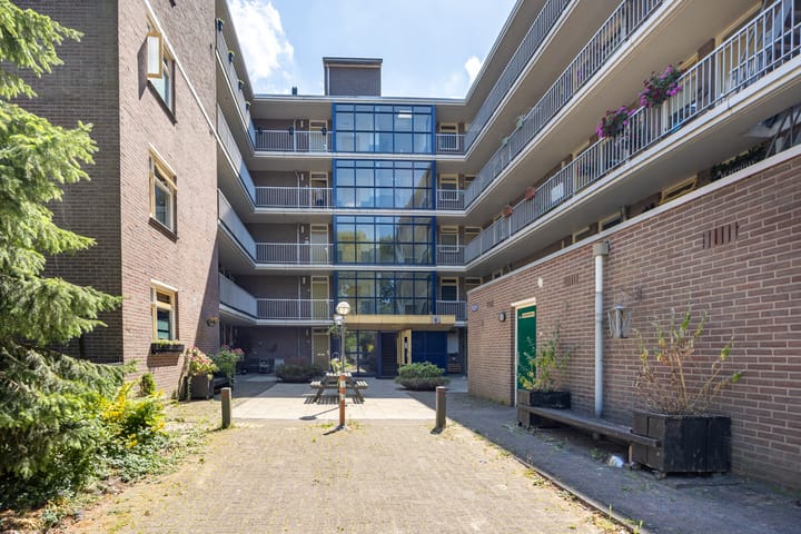 Foto 23 van Terpmeent 49