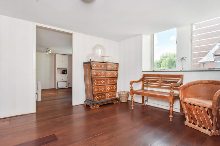 Foto 11 van Raam 114