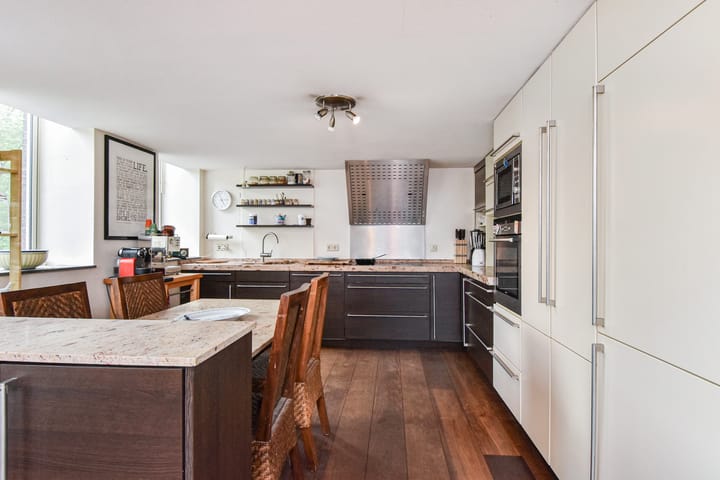 Foto 20 van Raam 114