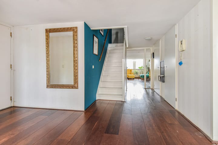 Foto 25 van Raam 114