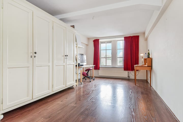 Foto 33 van Raam 114