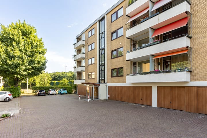 Foto 5 van Merelhof 79