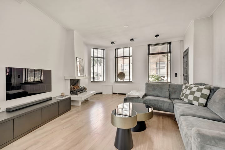 Foto 5 van Bloemenstraat 1