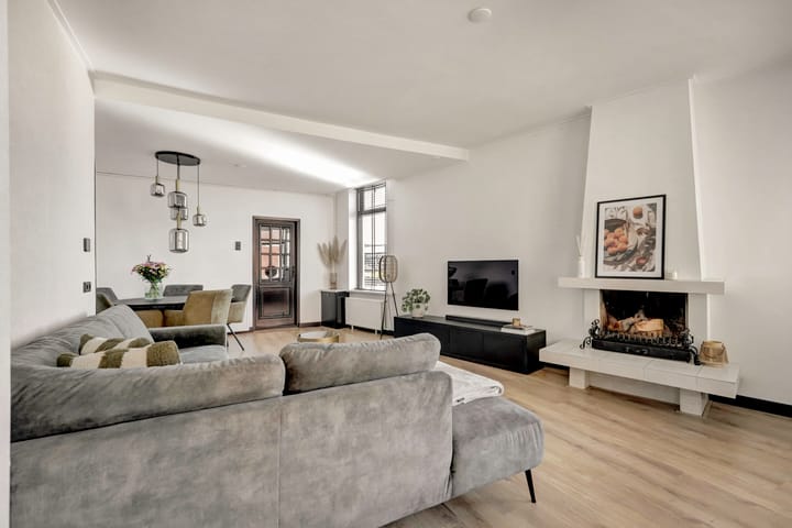 Foto 6 van Bloemenstraat 1