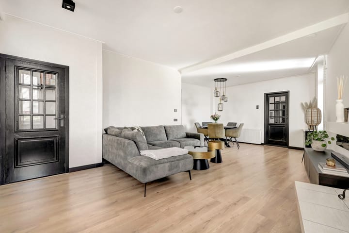 Foto 7 van Bloemenstraat 1