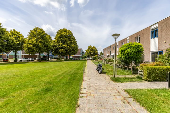 Foto 10 van Oenemastate 16