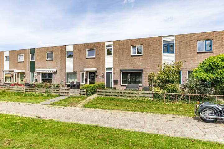 Foto 11 van Oenemastate 16