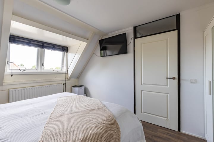 Foto 40 van Oenemastate 16