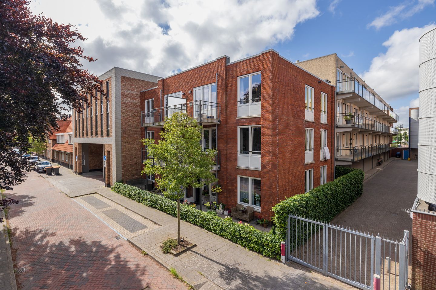 Foto 1 van Floralisplein 49