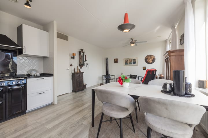 Foto 2 van Floralisplein 49