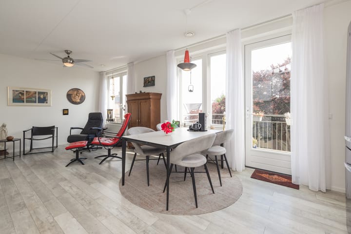 Foto 21 van Floralisplein 49