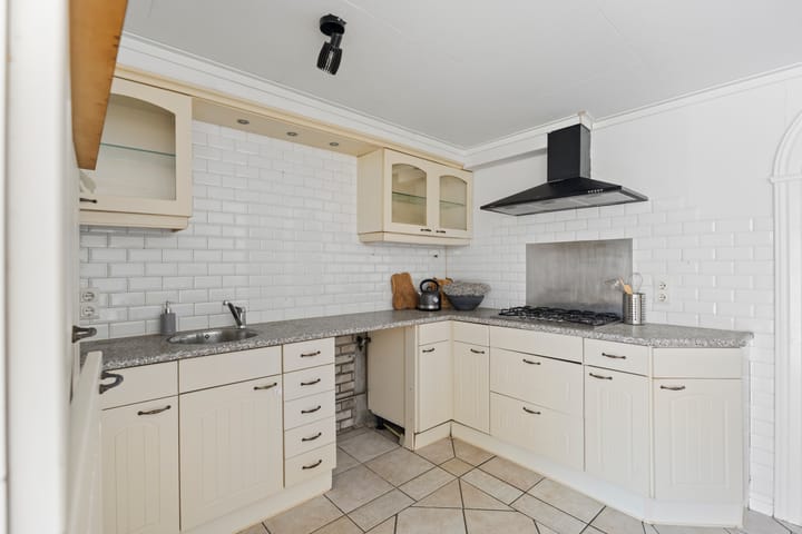 Foto 24 van Diaconiestraat 18