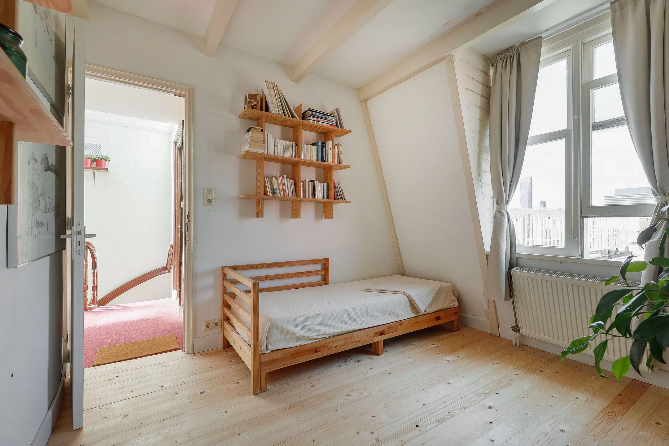 Foto 33 van 's-Gravesandeplein 17-2