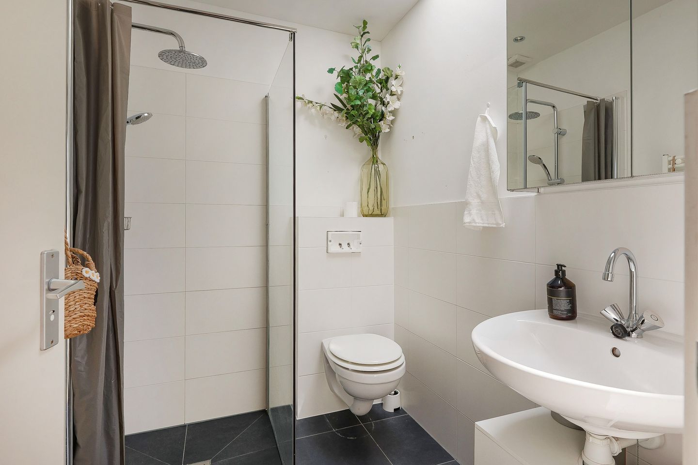 Foto 34 van 's-Gravesandeplein 17-2