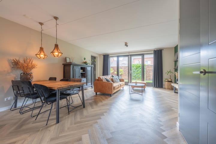 Foto 2 van Sterappel 6