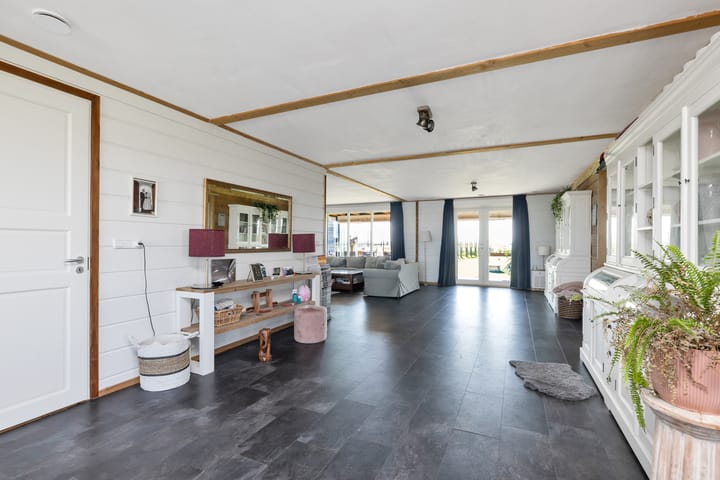 Photo 16 of Woude 36-D