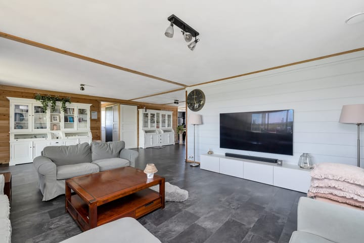 Photo 23 of Woude 36-D