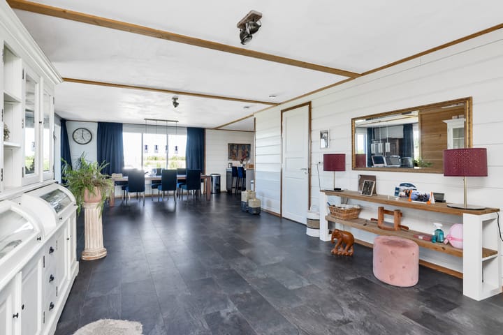 Photo 26 of Woude 36-D