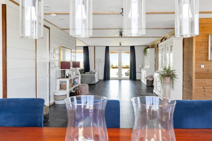 Photo 30 of Woude 36-D