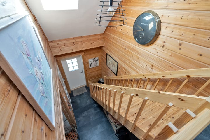 Photo 42 of Woude 36-D